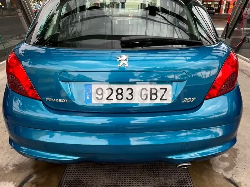 Usado Peugeot 207 Sport 95 CV (69 kW) 2008 Azul Berlina