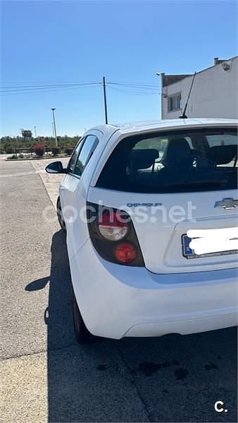 Usado Chevrolet Aveo LTZ 95 CV (69 kW) 2011 Blanco Berlina