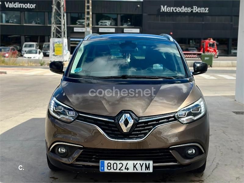 Beige Usado 2019 Renault Scénic IV Zen Monovolumen | 16.700 € (Precio justo) - Imagen 1/4