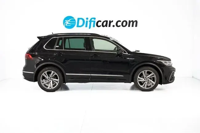 Usado VW Tiguan R-line 150 CV (110 kW) 2022 Negro SUV