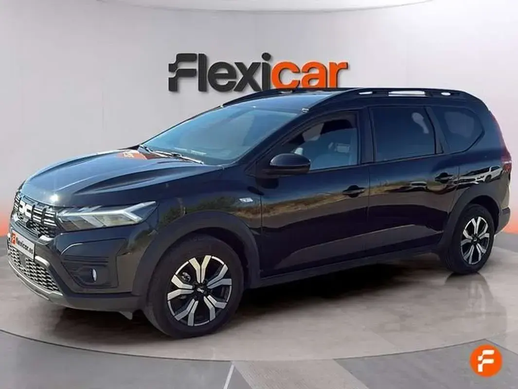 Usado Dacia Jogger Expression 110 CV (80 kW) 2024 Negro Monovolumen