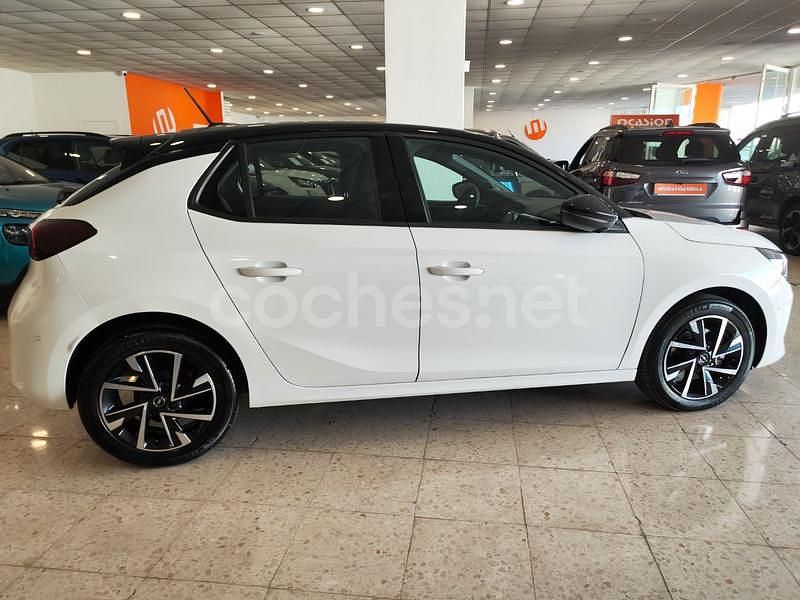 Usado Opel Corsa 100 CV (73 kW) 2024 Blanco Berlina