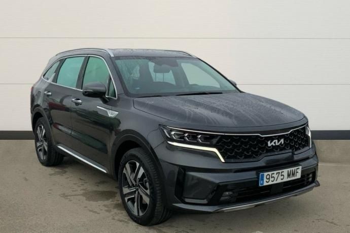 Usado 2023 Kia Sorento 2 SUV | 44.600 € (Caro) - Imagen 1/4