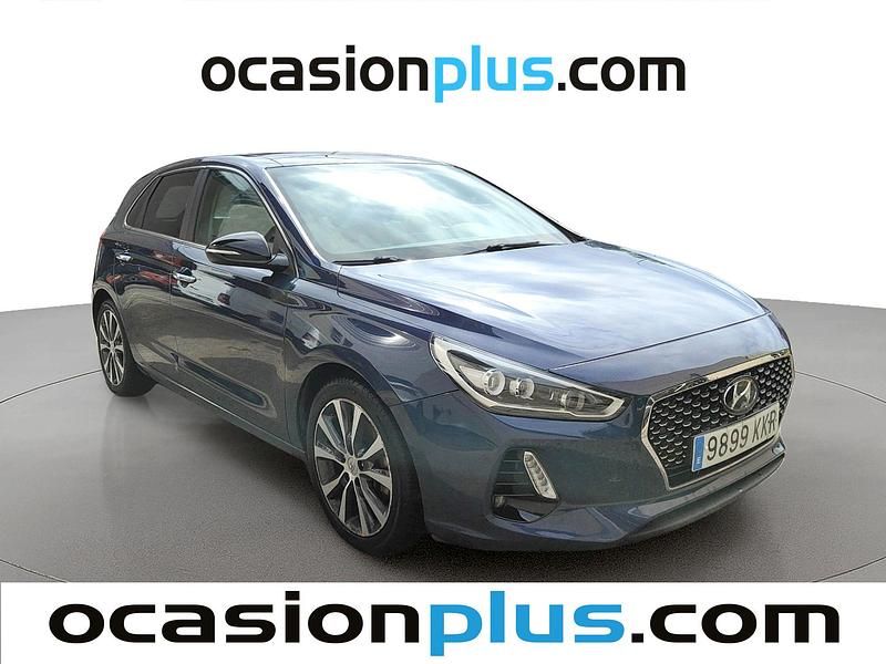 Usado Hyundai i30 Style 140 HP (102 kW) 2018 Azul Citadino