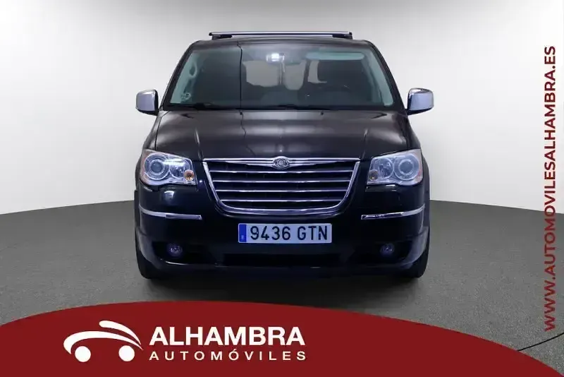 Usado Chrysler Grand Voyager Limited 163 CV (119 kW) 2010 Marrón Monovolumen