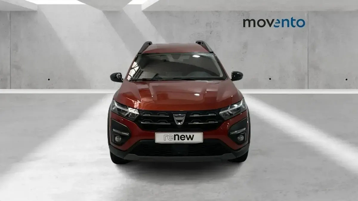 Usado Dacia Jogger Extreme 110 CV (80 kW) 2022 Rojo Monovolumen