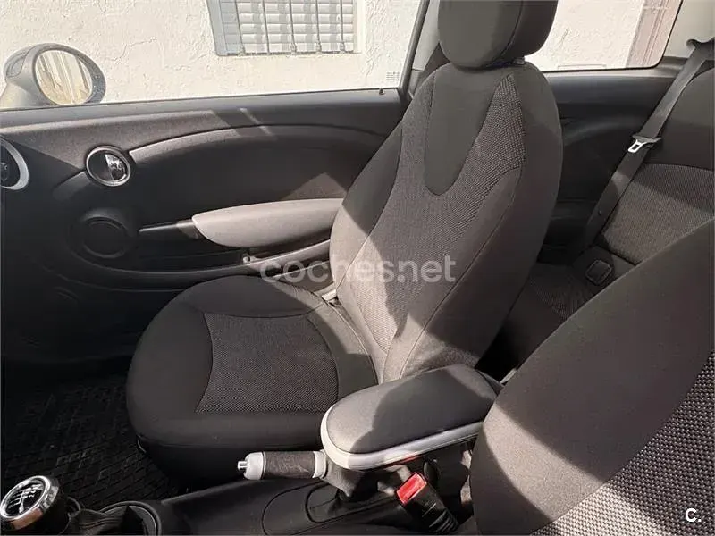 Usado Mini Cooper D 110 CV (80 kW) 2008 Blanco Utilitario