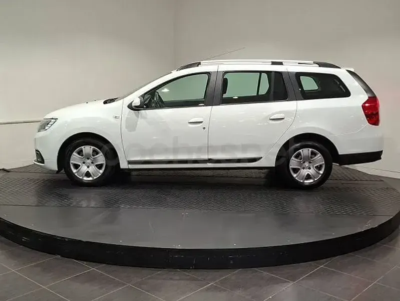 Usado Dacia Logan Lauréate 90 CV (66 kW) 2017 Blanco Familiar