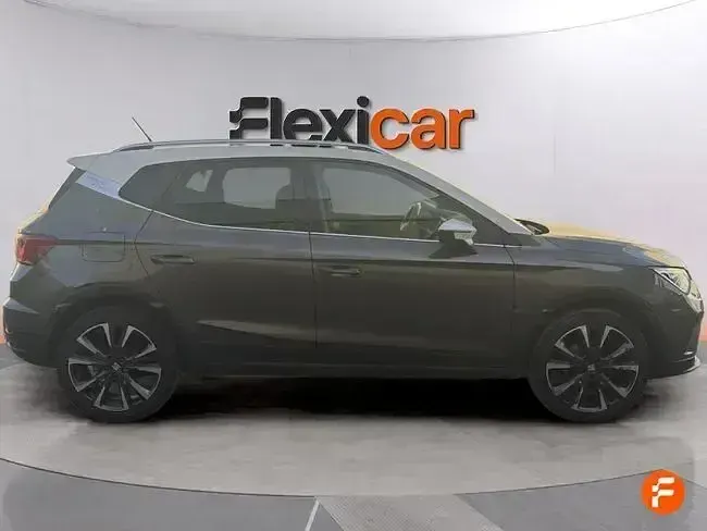 Usado Seat Arona FR 150 CV (110 kW) 2024 Gris SUV