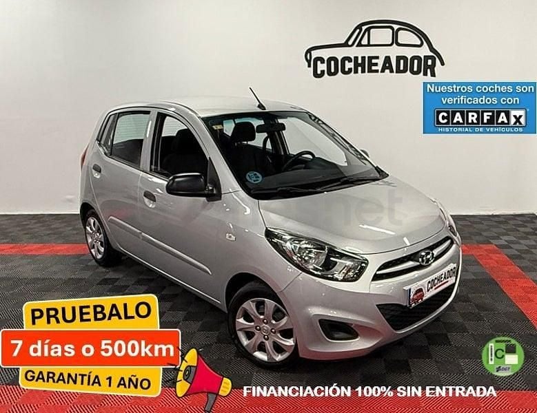 Usado Hyundai i10 Comfort 85 CV (62 kW) 2012 Gris / plata Utilitario