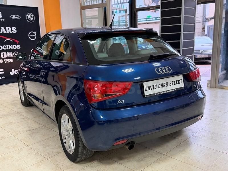 Usado Audi A1 Ambition 105 CV (77 kW) 2010 Azul Utilitario