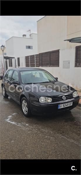 Usado VW Golf IV Highline 100 CV (73 kW) 2000 Negro Berlina