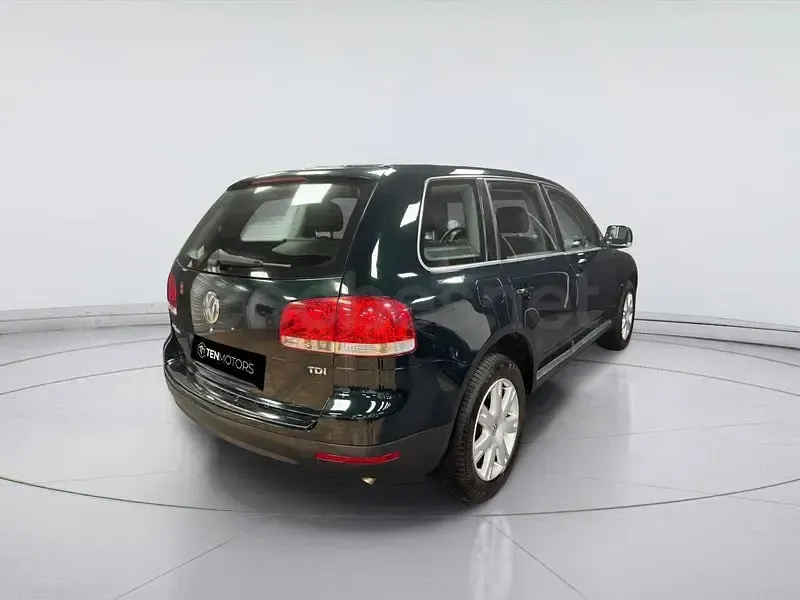 Usado VW Touareg R 174 CV (127 kW) 2006 Verde SUV