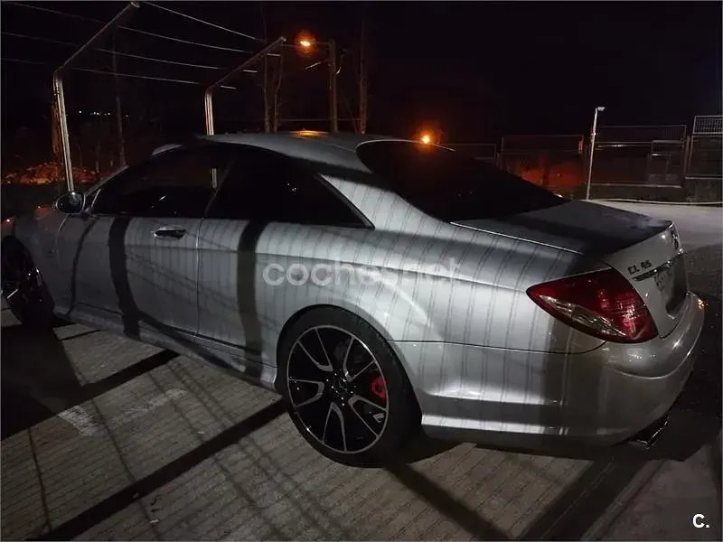 Usado Mercedes CL500 388 CV (285 kW) 2009 Gris / plata Coupe