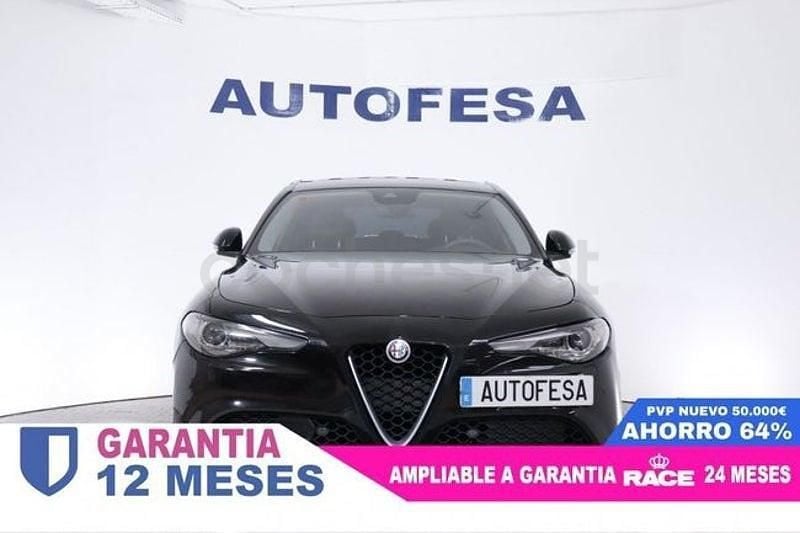 Usado Alfa Romeo Giulia Executive 160 CV (117 kW) 2019 Negro Berlina