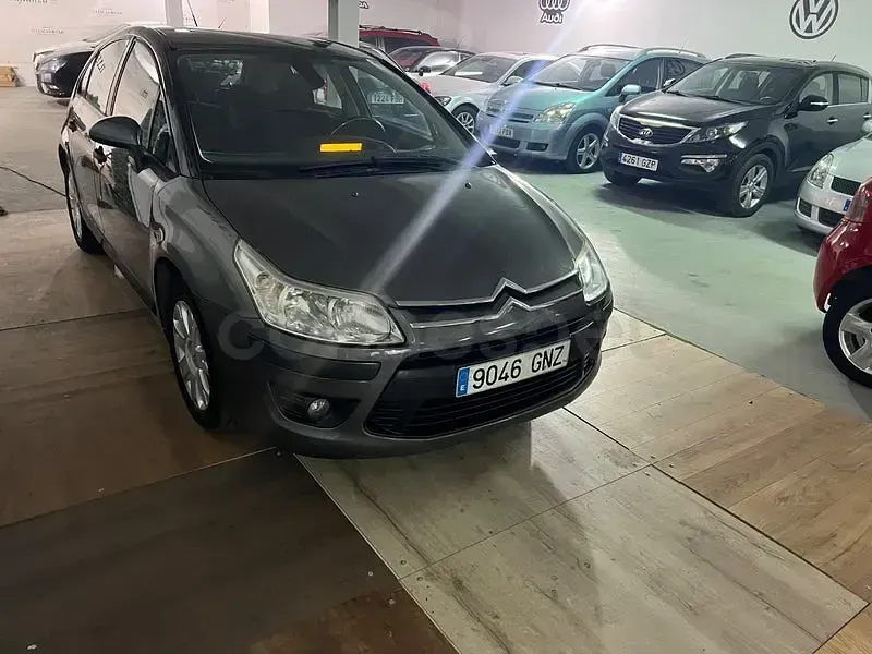 Usado Citroën C4 Exclusive 112 CV (82 kW) 2010 Gris / plata Berlina