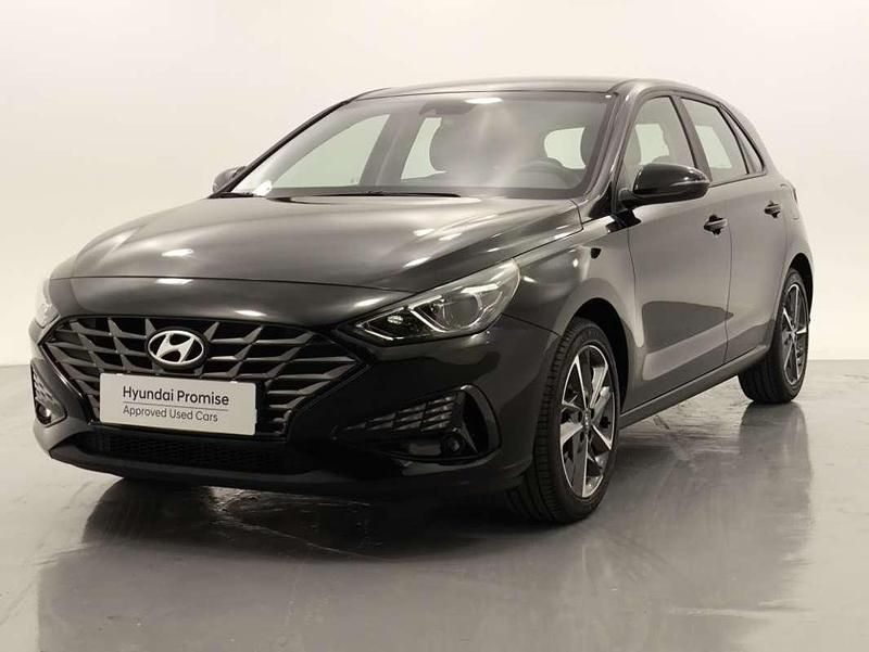 Negro Usado 2024 Hyundai i30 Utilitario | 17.000 € (Buen precio) - Imagen 1/4