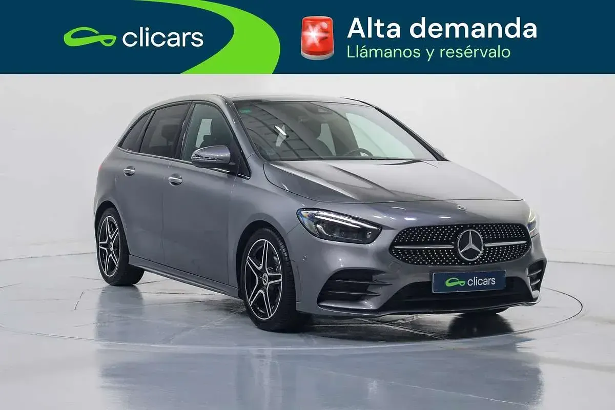 Usado Mercedes B200 163 CV (119 kW) 2020 Gris Utilitario