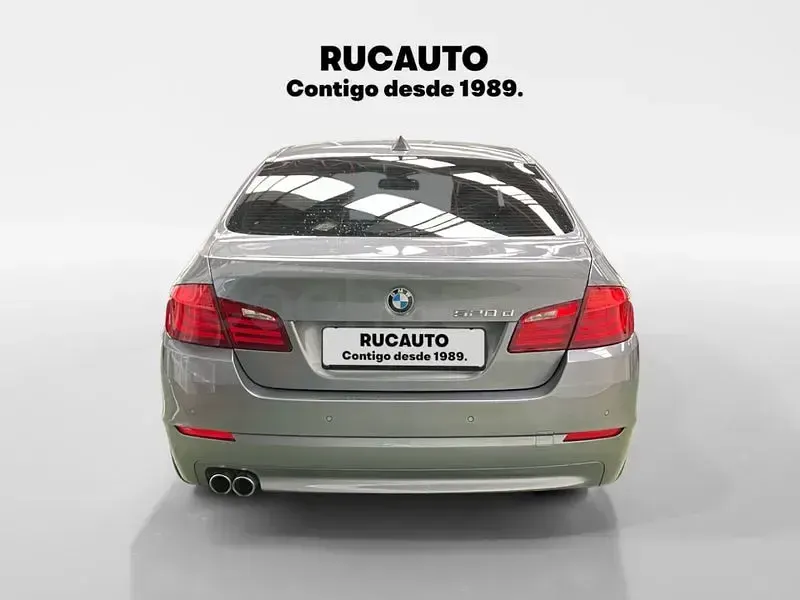 Usado BMW 520 184 CV (135 kW) 2012 Gris / plata Berlina