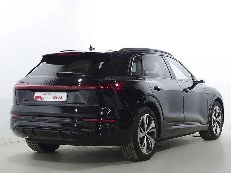 Usado Audi Q8 e-tron S-Line 300 kW (408 CV) 2023 Negro SUV