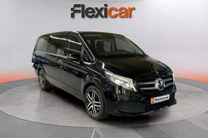 Negro Usado 2022 Mercedes V250 Avantgarde Monovolumen | 52.290 € (Un poco caro) - Imagen 1/4