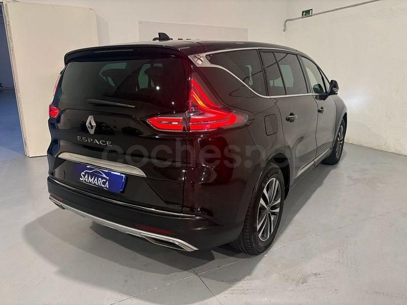 Usado Renault Espace Zen 160 CV (117 kW) 2021 Negro Monovolumen