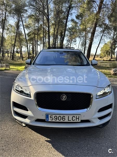 Usado Jaguar F-Pace Portfolio 240 CV (176 kW) 2020 Blanco SUV