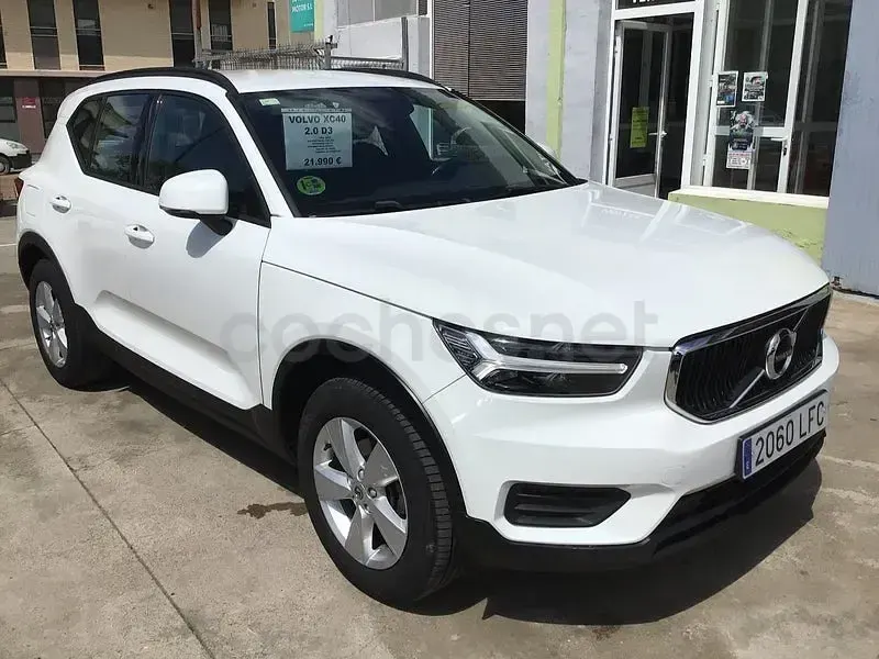 Begagnad Volvo XC40 150 HK (110 kW) 2020 Vit SUV