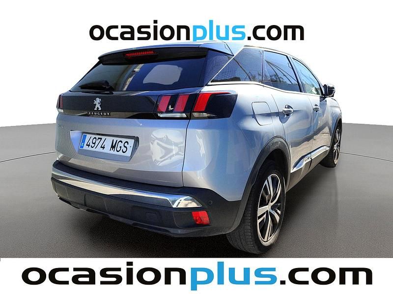 Usado Peugeot 3008 Allure 131 CV (96 kW) 2023 Gris SUV