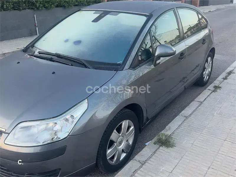 Usado Citroën C4 92 CV (67 kW) 2008 Gris / plata Berlina