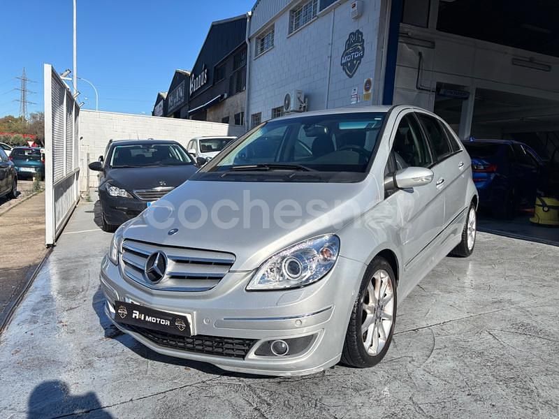 Gris / plata Usado 2008 Mercedes B200 Monovolumen | 5500 € (Precio justo) - Imagen 1/4
