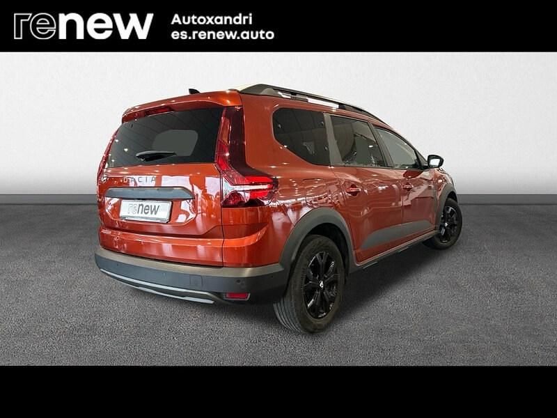 Usado Dacia Jogger Extreme 100 CV (73 kW) 2022 Naranja Monovolumen