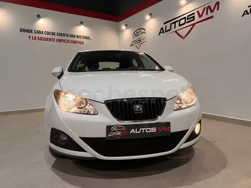 Usado Seat Ibiza Sport 90 CV (66 kW) 2010 Blanco Berlina