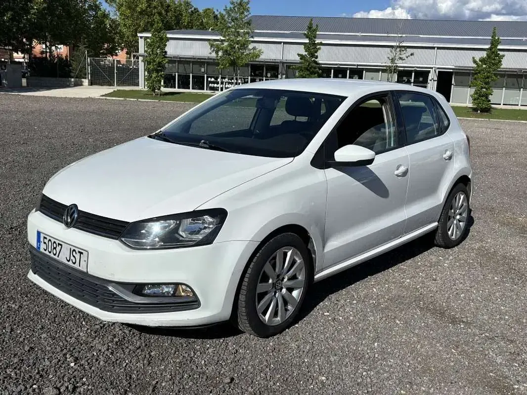 Usado VW Polo Advance 90 CV (66 kW) 2016 Blanco Utilitario