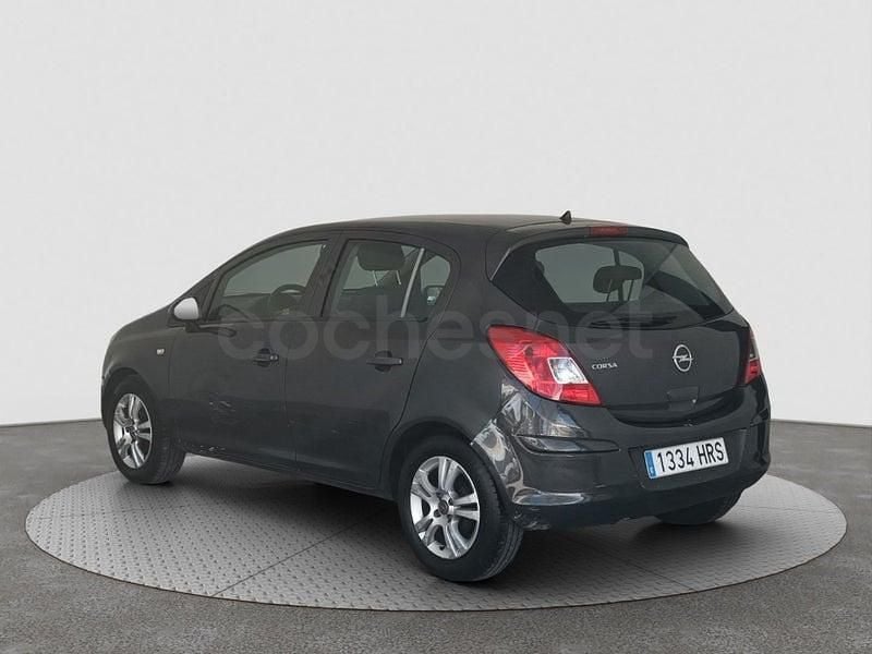 Usado Opel Corsa Selective 86 CV (63 kW) 2013 Gris / plata Utilitario