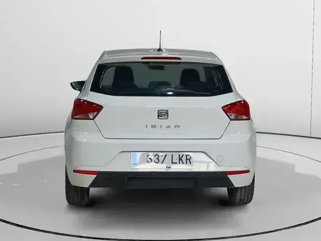 Usado Seat Ibiza Reference 95 CV (69 kW) 2020 Blanco Utilitario