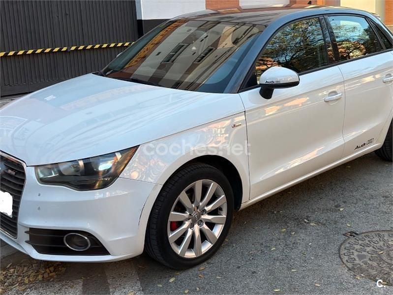 Usado Audi A1 Sportback Ambition 86 CV (63 kW) 2013 Blanco Utilitario