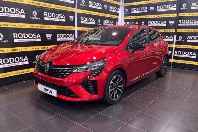 Rojo Usado 2024 Renault Clio V Techno Berlina | 19.900 € (Caro) - Imagen 1/4