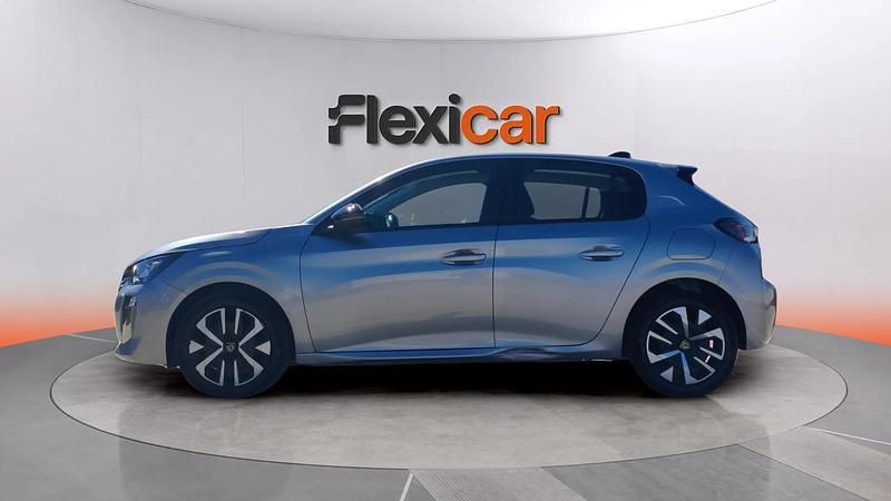 Usado Peugeot 208 Active 100 CV (73 kW) 2024 Gris Utilitario