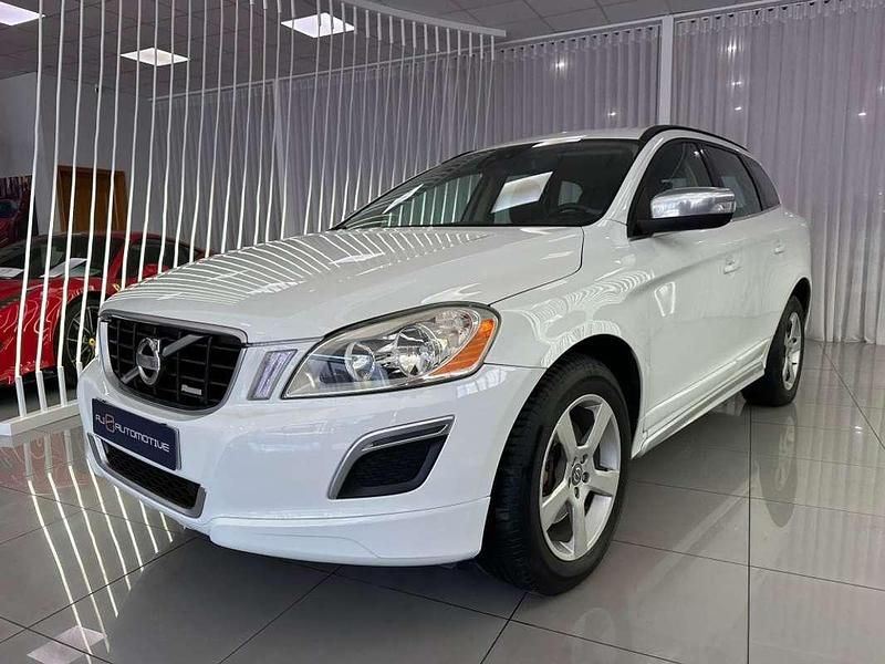 Blanco Usado 2011 Volvo XC60 R-Design SUV | 13.990 € (Un poco caro) - Imagen 1/4