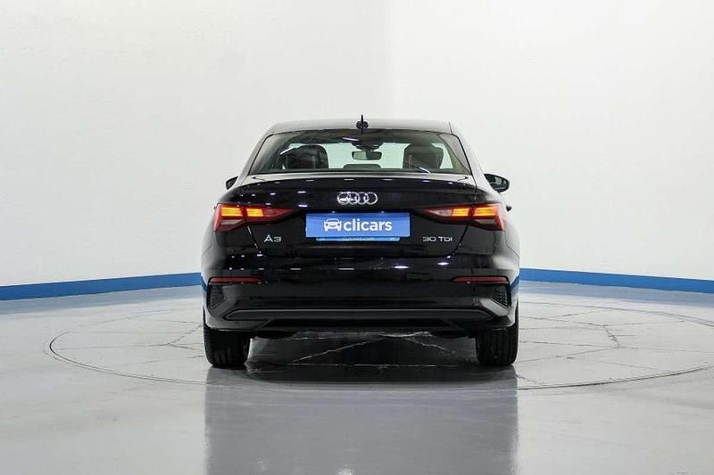 Usado Audi A3 Premium 116 CV (85 kW) 2021 Negro Berlina