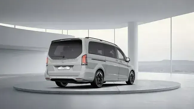 Nuevo Mercedes V300 Avantgarde 236 CV (173 kW) 2025 Gris Monovolumen