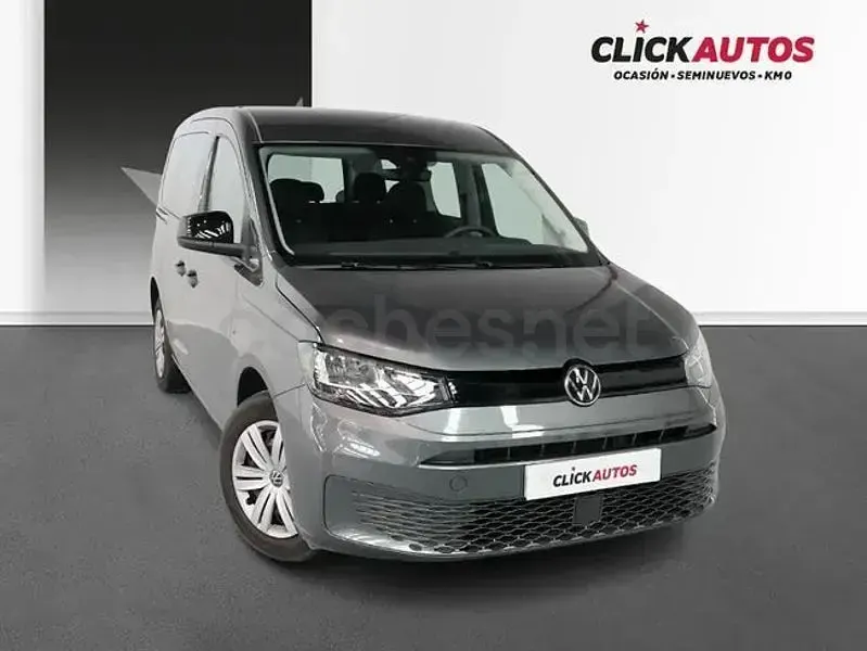 Usado VW Caddy 102 CV (75 kW) 2025 Gris / plata Monovolumen