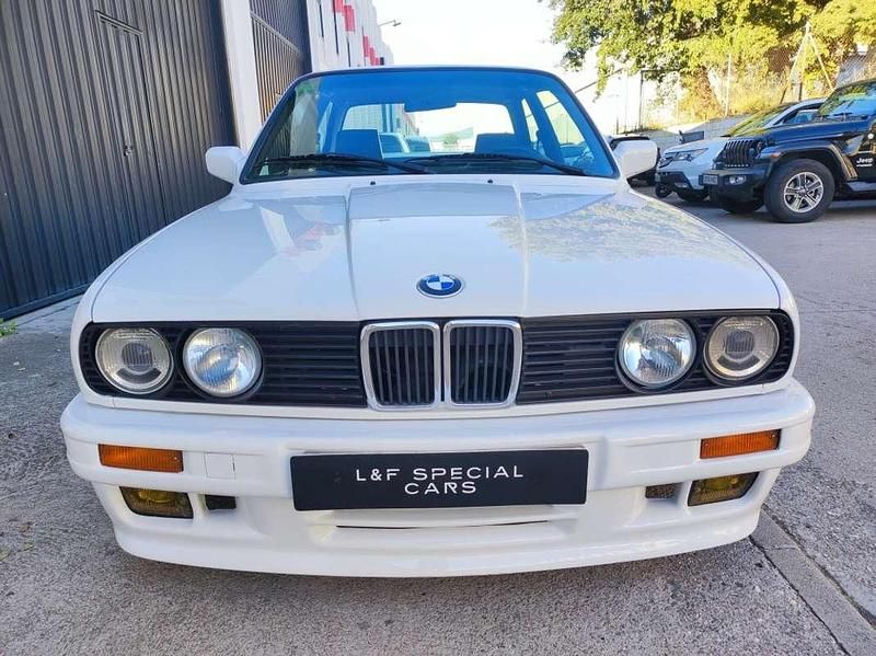 Usado BMW M3 215 CV (158 kW) 1991 Blanco Berlina