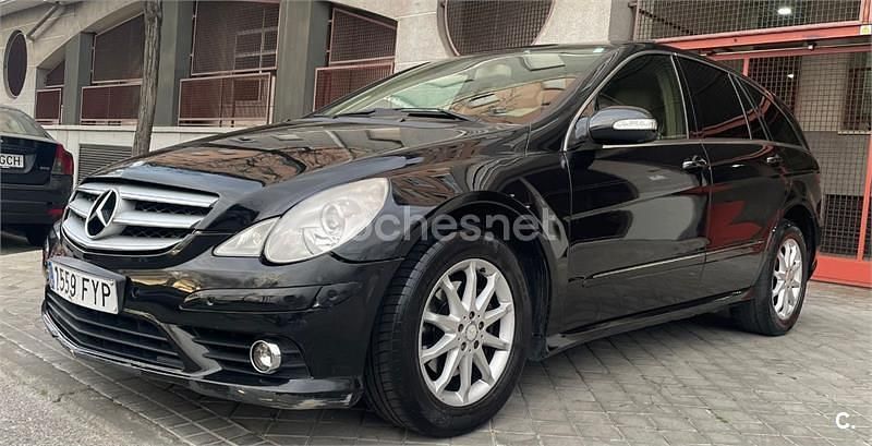 Usado Mercedes R320 224 CV (164 kW) 2008 Negro Monovolumen