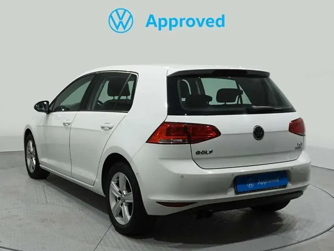 Usado VW Golf VII Advance 122 CV (89 kW) 2014 Blanco Utilitario