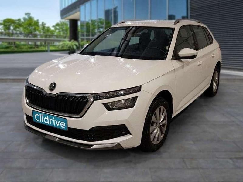 Usado Skoda Kamiq Ambition 110 CV (80 kW) 2022 Blanco SUV