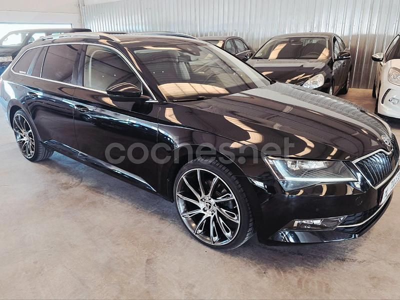 Negro Usado 2018 Skoda Superb Style Familiar | 15.499 € (Buen precio) - Imagen 1/4