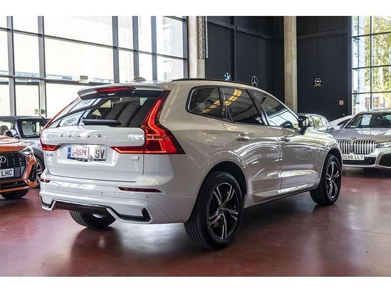 Usado Volvo XC60 R-Design 351 CV (258 kW) 2021 Blanco SUV