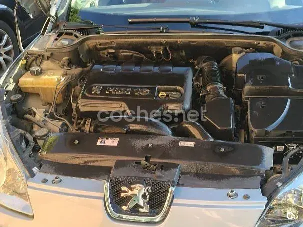 Usado Peugeot 407 136 CV (100 kW) 2006 Blanco Berlina